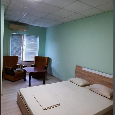 Хотел Елит Kostinbrod Bagian luar foto